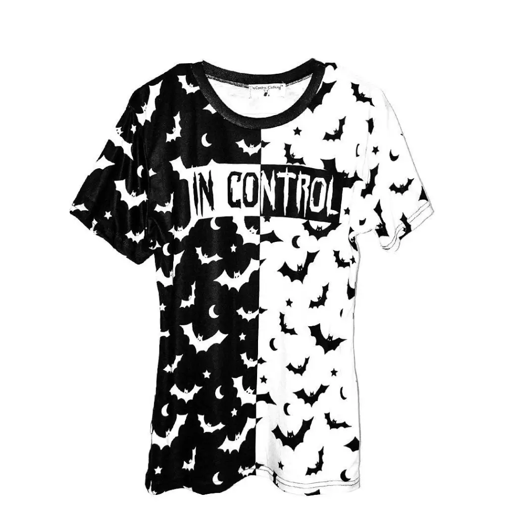 B & w split bat pattern t-shirt - xsmall - men tshirts