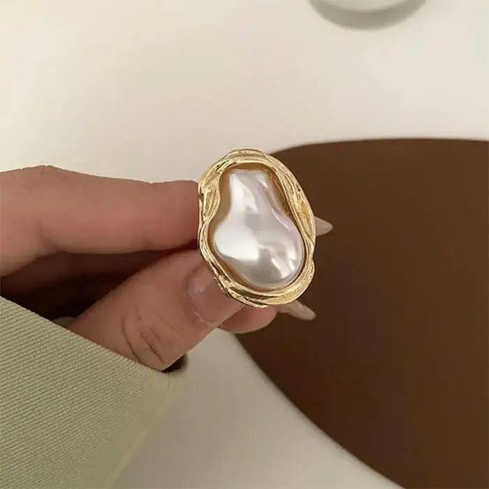 Baroque aesthetic pearl ring - adjustable / gold - ring