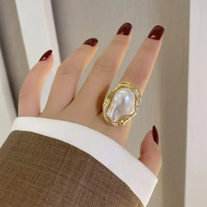 Baroque aesthetic pearl ring - adjustable / gold - ring