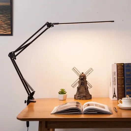 Basic clip on desk lamp