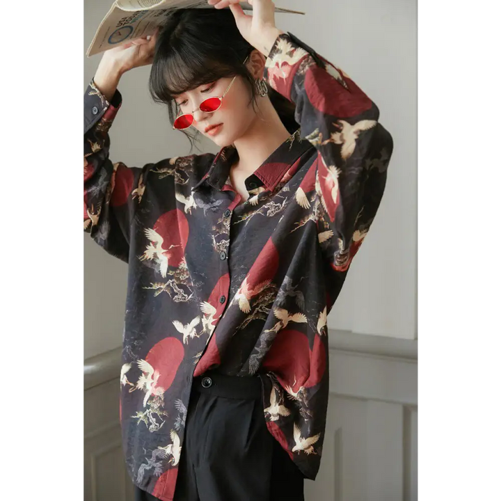 Bird pattern long sleeve shirt for versatile styling