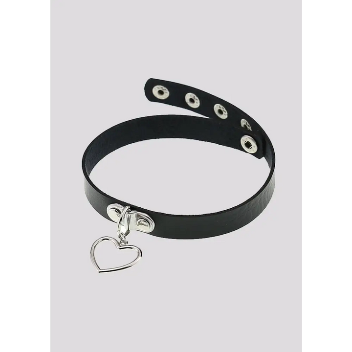 Black heart charm choker stylish necklace in alloy and leather - one size / accessories