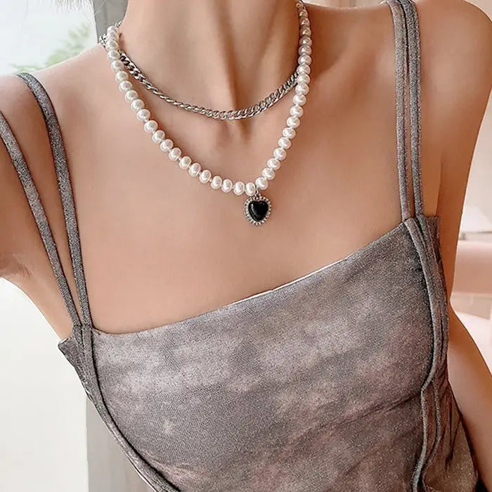 Black heart pearl necklace - standart / silver