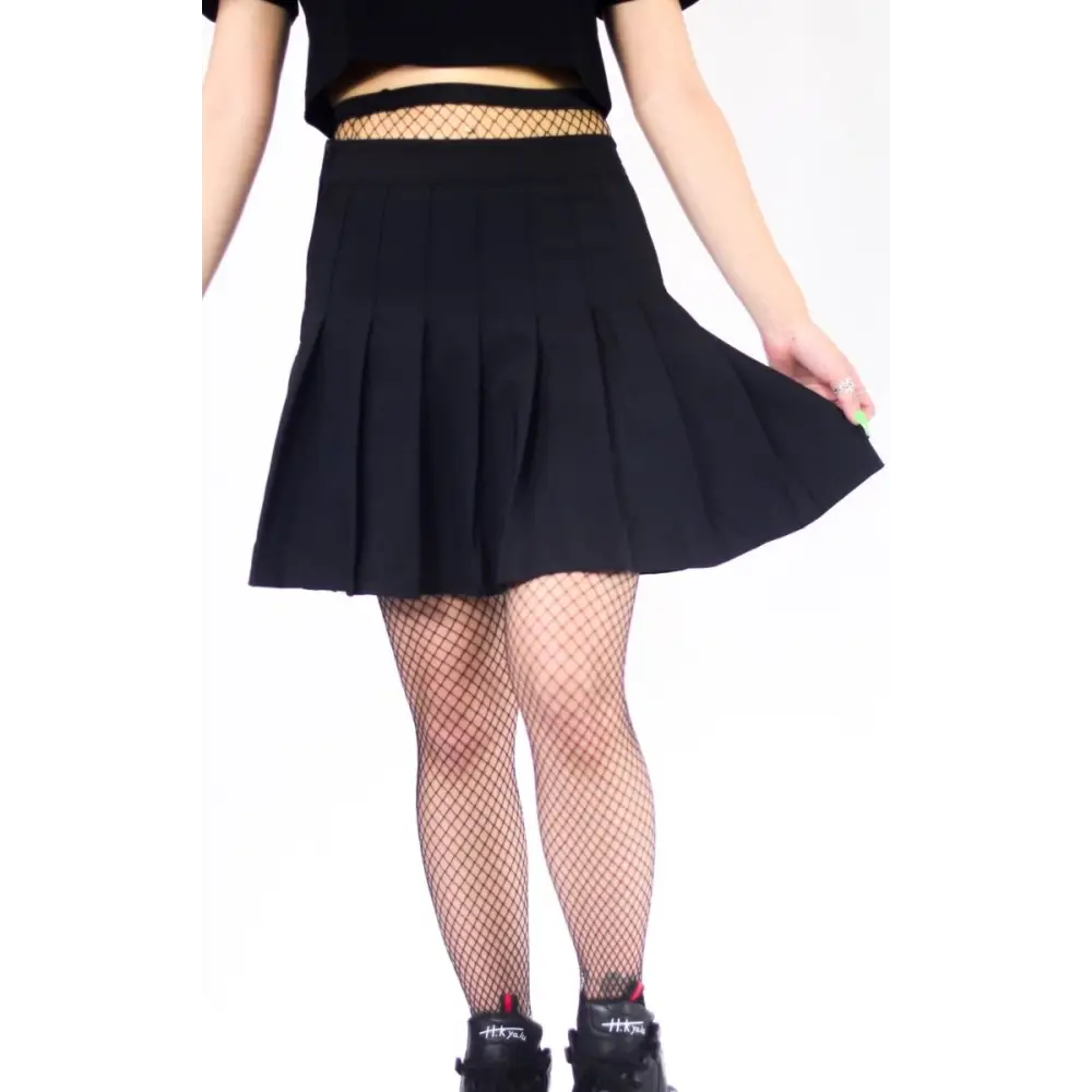 Black out pleated skirt - s