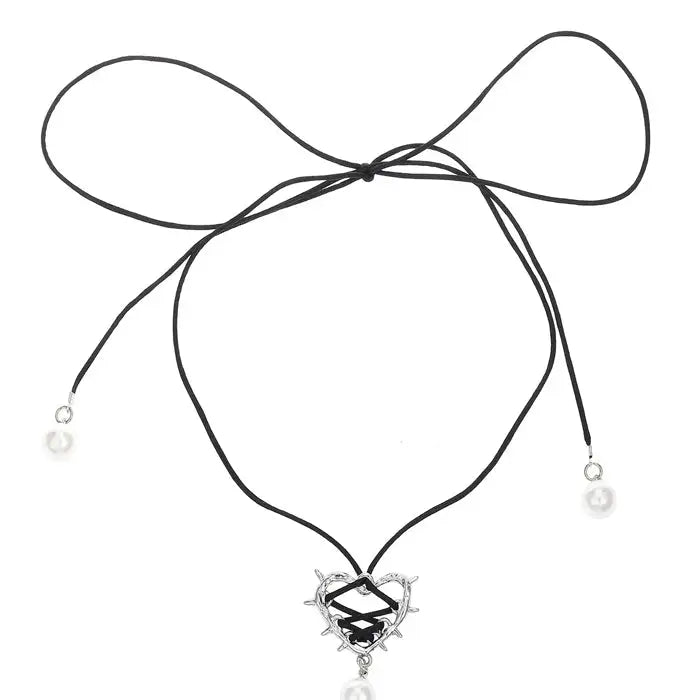 Bow lace up heart necklace - standart / black