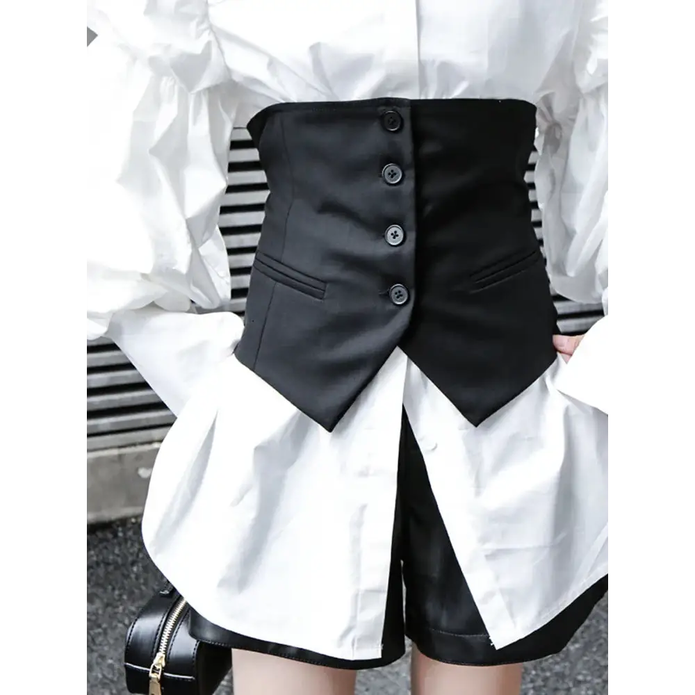 Y2k black corset top with button-up design and structured fit