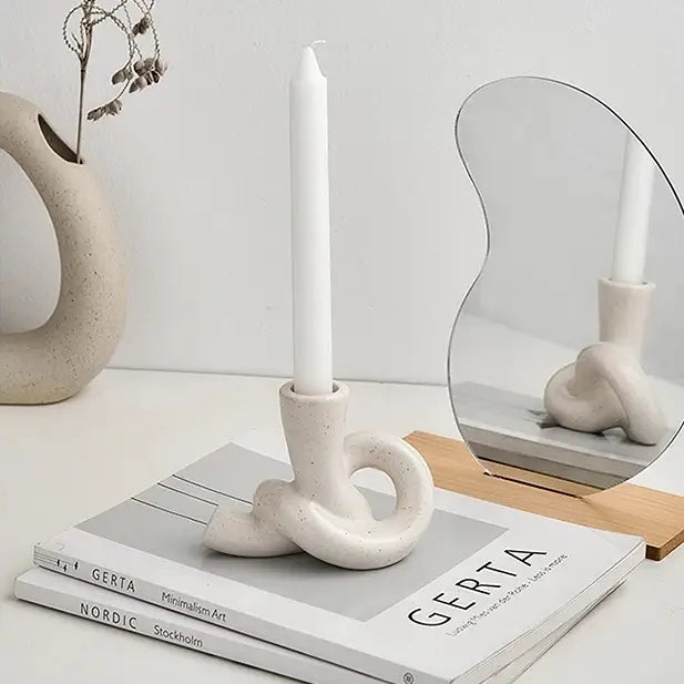 Ceramic knot candle holder for aesthetic room decor