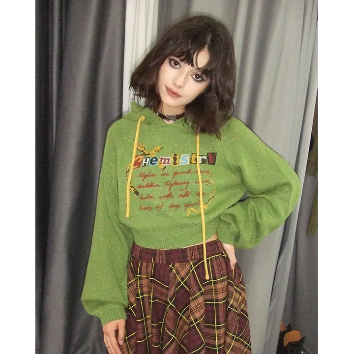 Preppy green cropped hoodie with chemistry print and ruffled collar