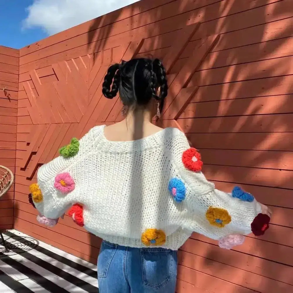 Colorful floral cardigan in soft touch material for cozy style - white / one size