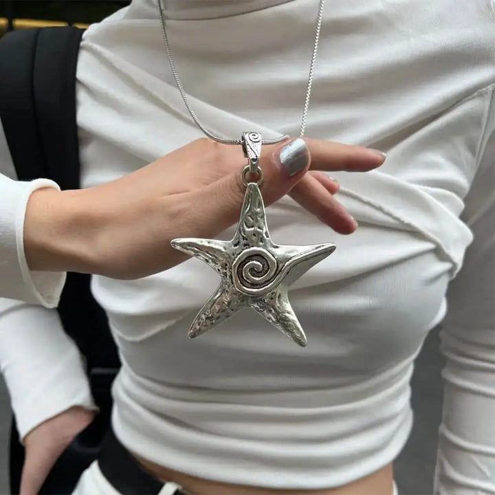 Chunky starfish pendant necklace for unique style - standart / silver