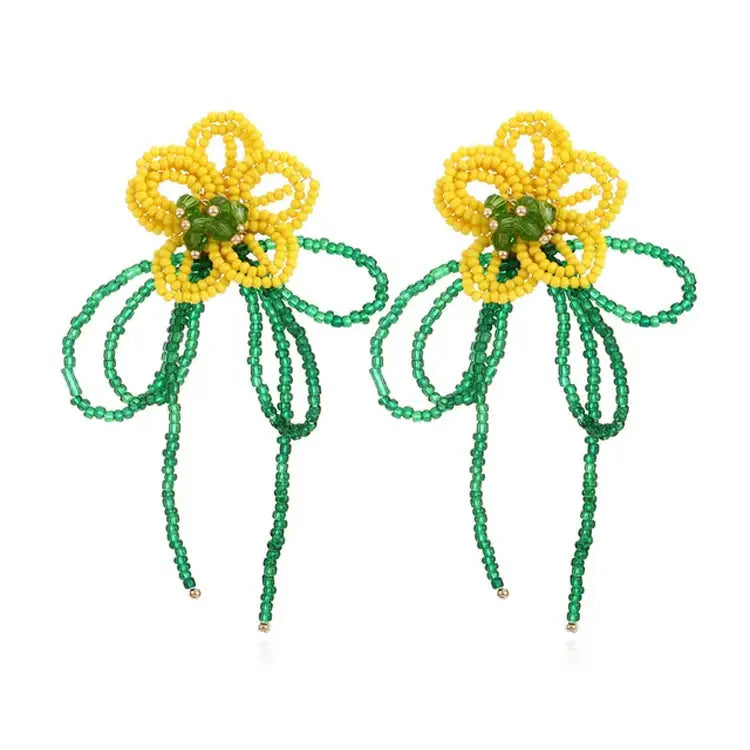 Cottagecore flower bead earrings - green/yellow - earrings