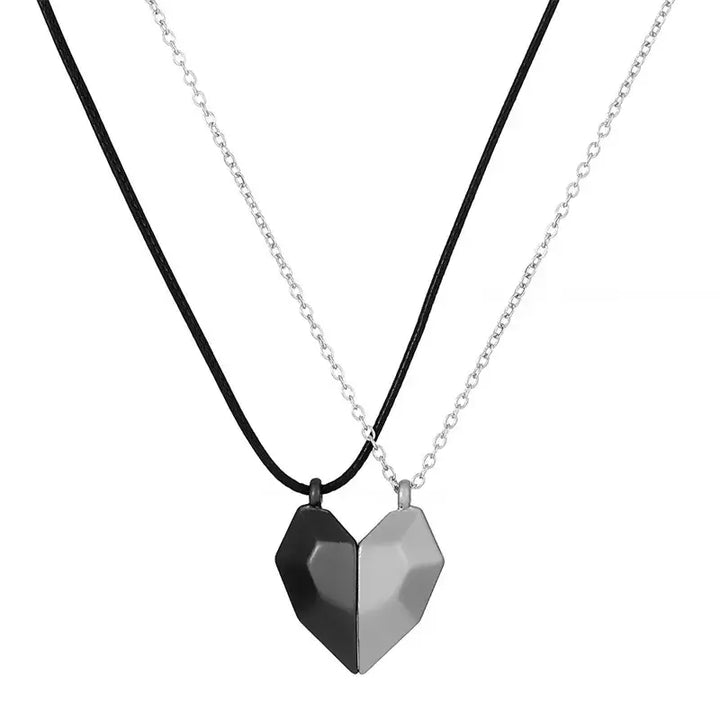 Couples magnetic hearts necklace y2k - silver black - necklaces