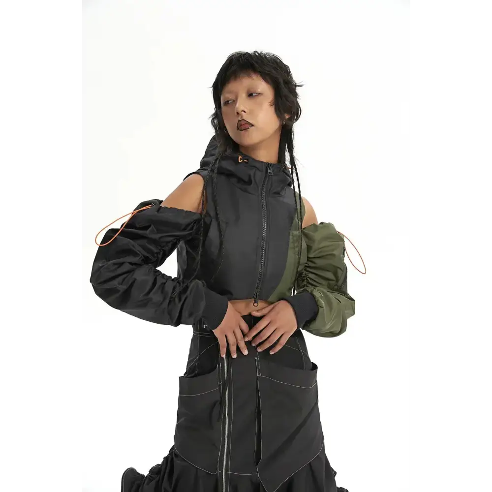 Cropped cyberpunk aesthetic puffer jacket with double zip fastening - black / one size