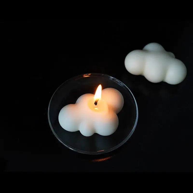 Dreamy cloud candle for aesthetic style lovers