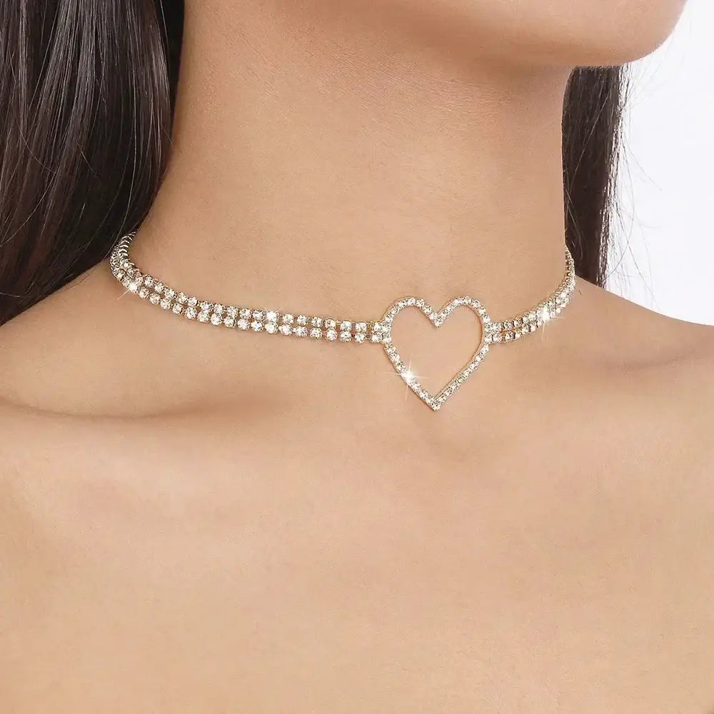 Elegant rhinestone heart crystal collar necklace