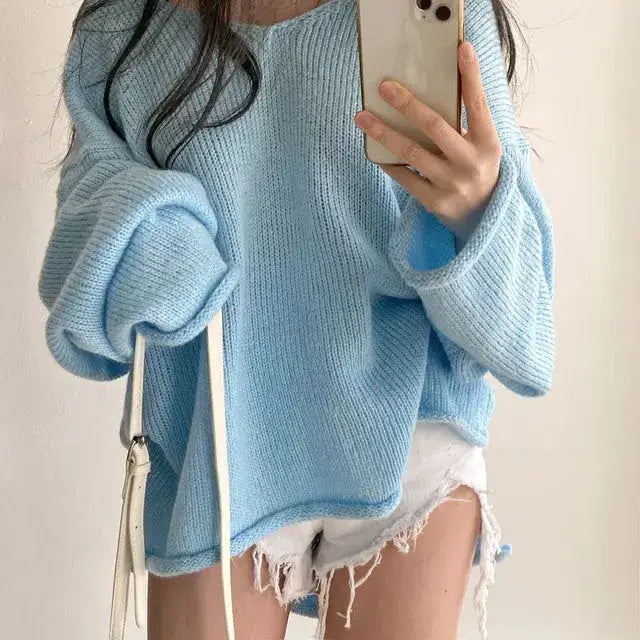 Cozy y2k sweater with soft touch and extra-long sleeves