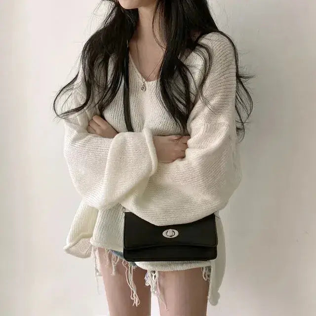 Cozy y2k sweater with soft touch and extra-long sleeves - white / one size