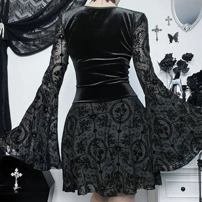 Y2k floral velvet dress with flare sleeves and lace-up detail