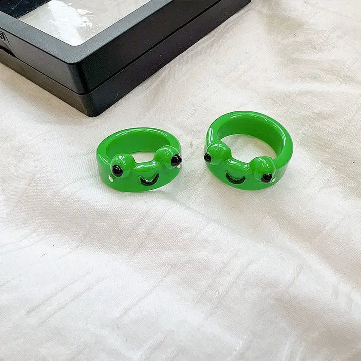 Matching frog couple rings for a cute connection - ring