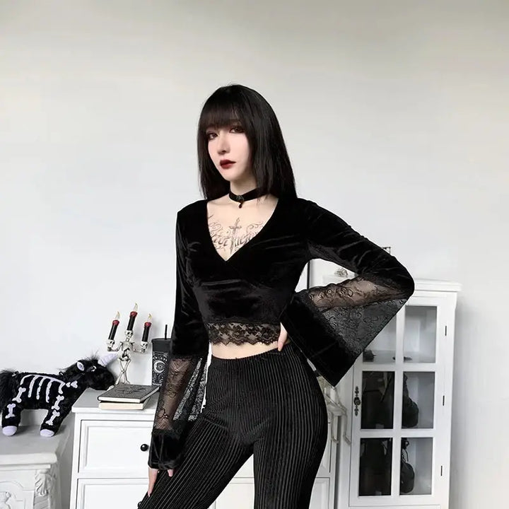 Y2k velvet crop top with dramatic flare cuffs and lace details - black / xs