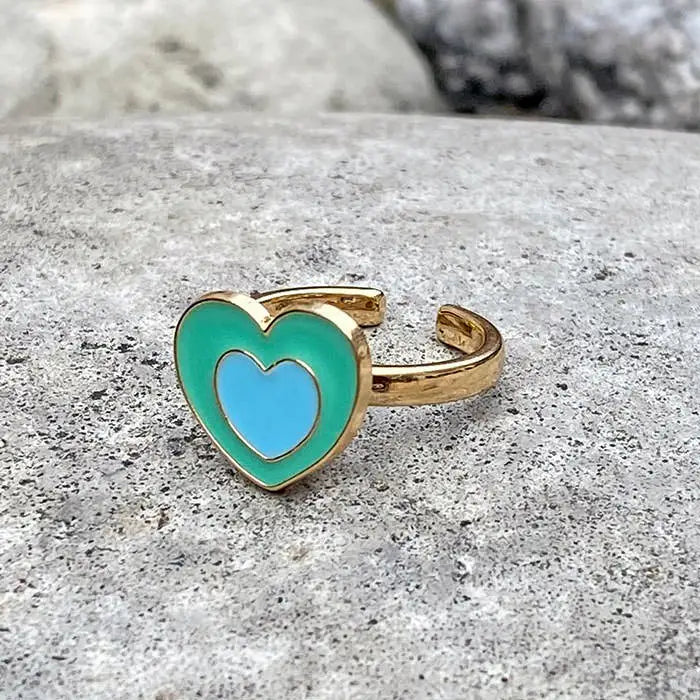 Spinning heart anxiety ring in indie y2k style - ring