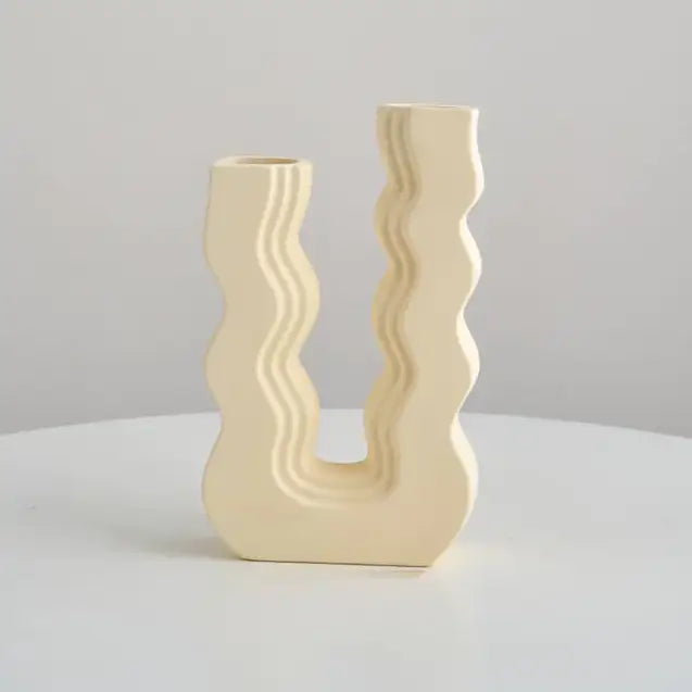 Groovy ceramic vase for a unique and dreamy home aesthetic - light beige / large