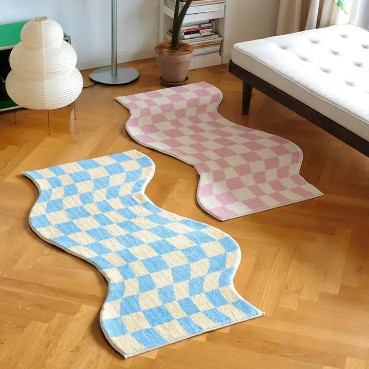 Groovy checkered rug for a retro-inspired home decor