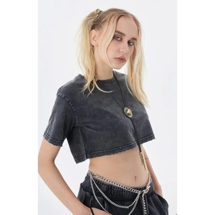 Washed crop top with crew neck for grunge aesthetic styles