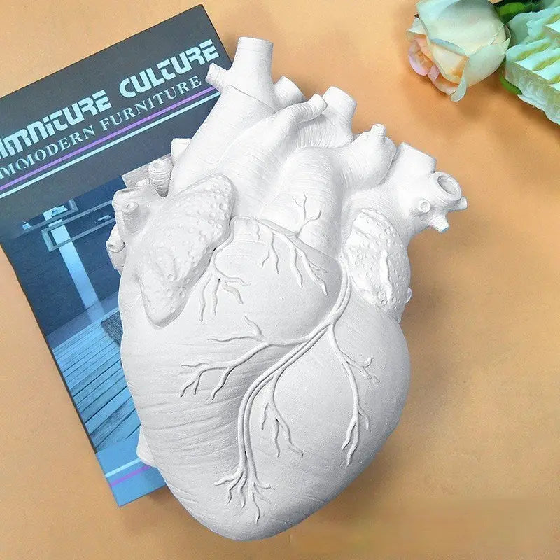 Aesthetic human heart vase for elegant room decor