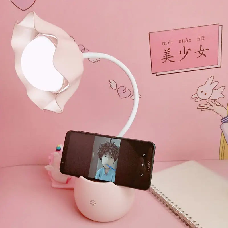 Kawaii girl desk lamp with touch control and pen holder - pink