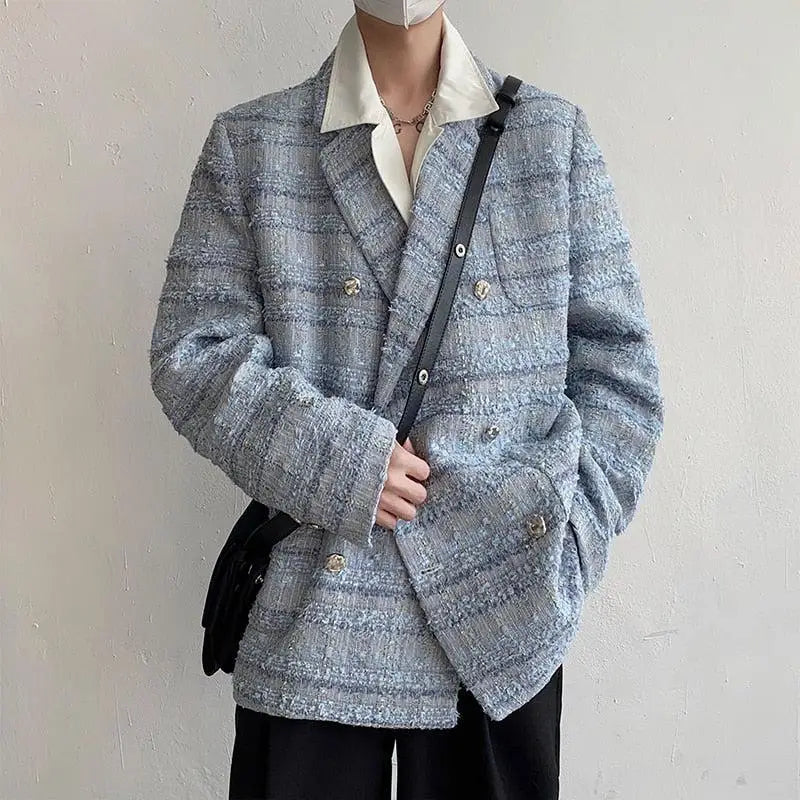 Elegant blue tweed blazer with lapel collar for modern style