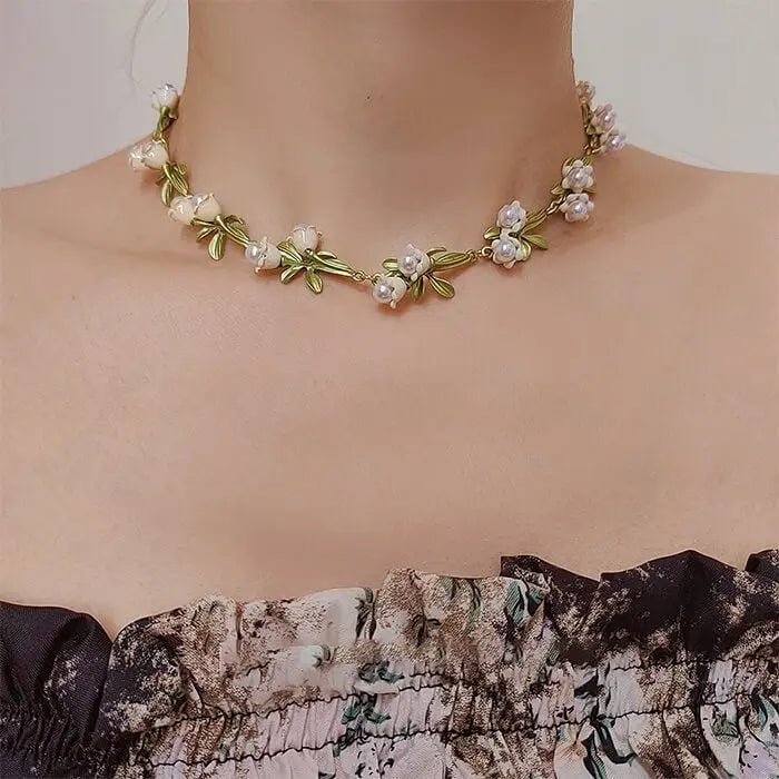 Lily of the valley choker - standart / green/white - necklace