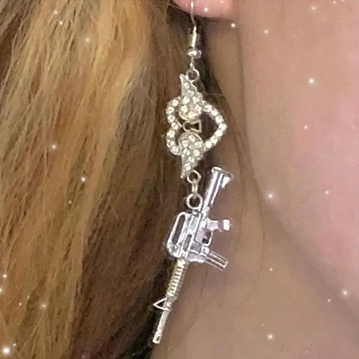 Aesthetic love roulette gun shaped earrings for unique style - standart / silver - earrings