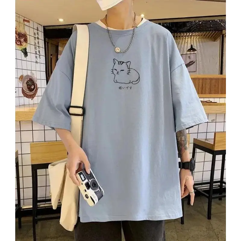 Men’s oversized tee with charming lying cat sketch and drop shoulder design