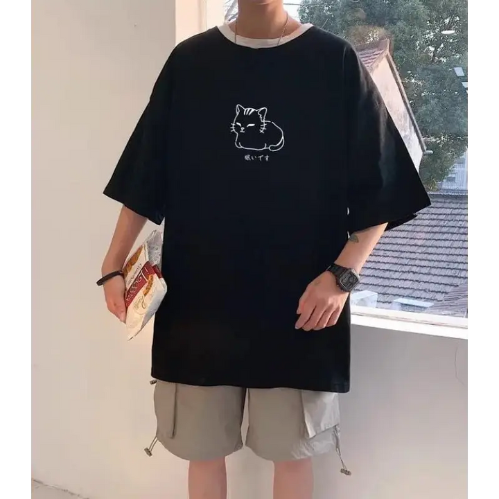 Men’s oversized tee with charming lying cat sketch and drop shoulder design