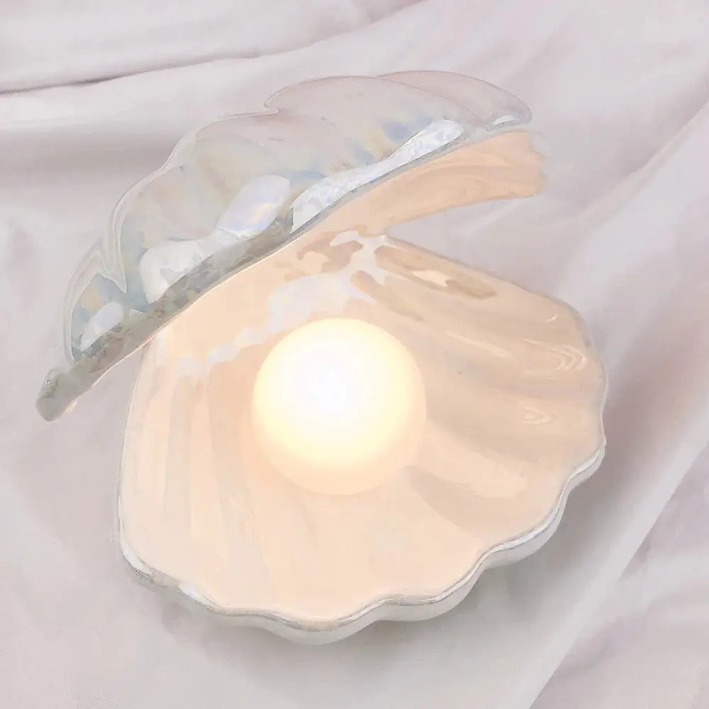 Mermaid pearl night light for a cozy bedroom ambiance - white