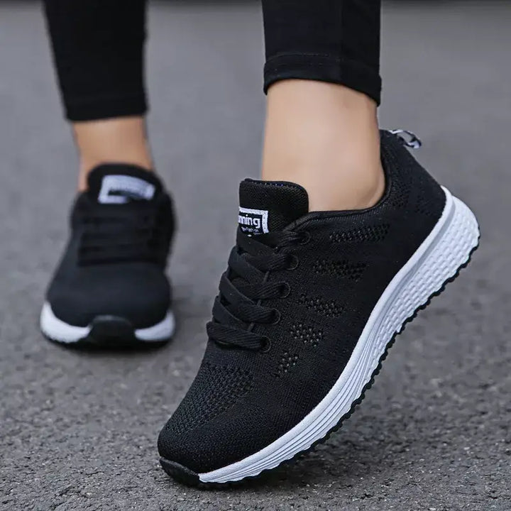 Y2k minimal breathable flat sneakers for avant-garde fashion - black / 35