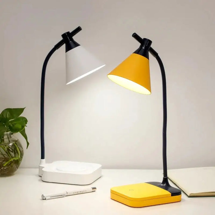 Modern creativity desk lamp with adjustable lighting and rotation