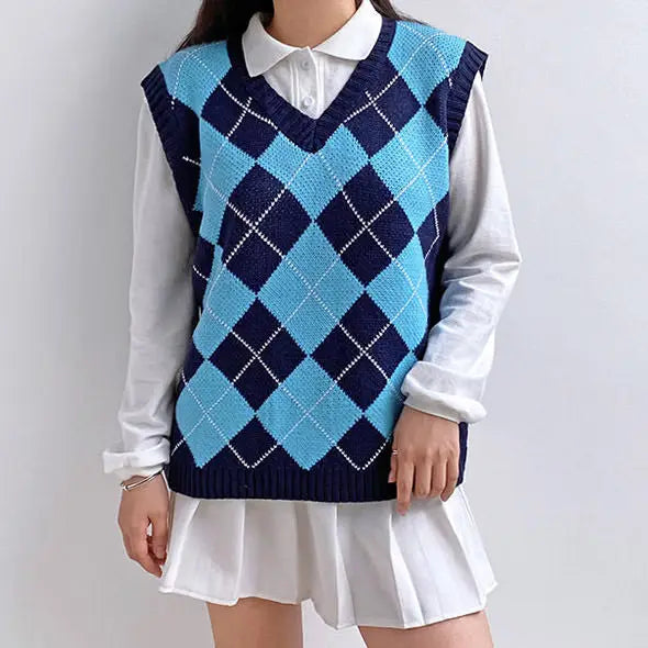 Navy blue argyle vest - free size / sweaters