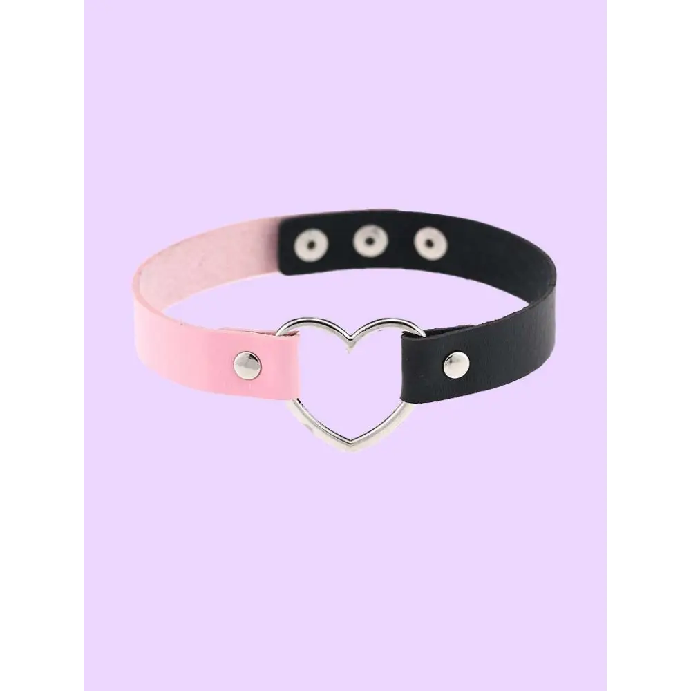 Pastel goth heart pendant choker necklace in alloy and leather - one size / pink-black - accessories