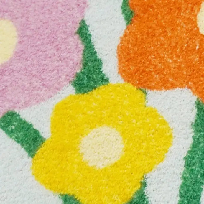 Preppy daisy flower rug