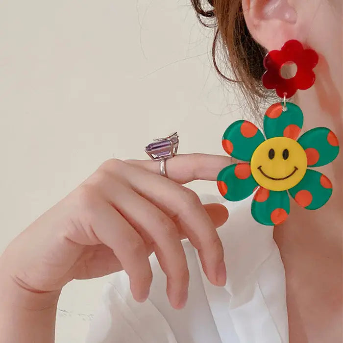 Pretty petal earrings - earrings