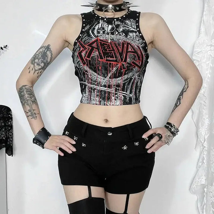 Punk style rivet sleeveless top