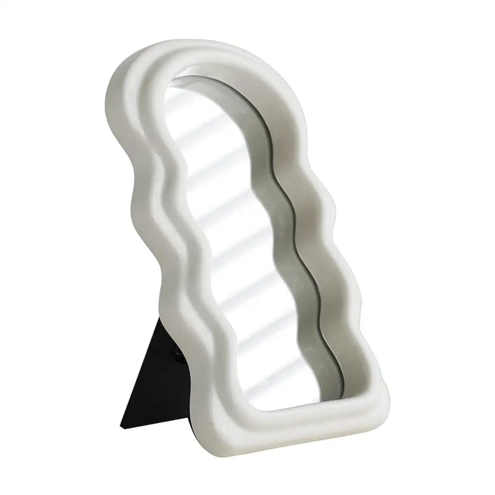 Quirk wave beauty mirror - white