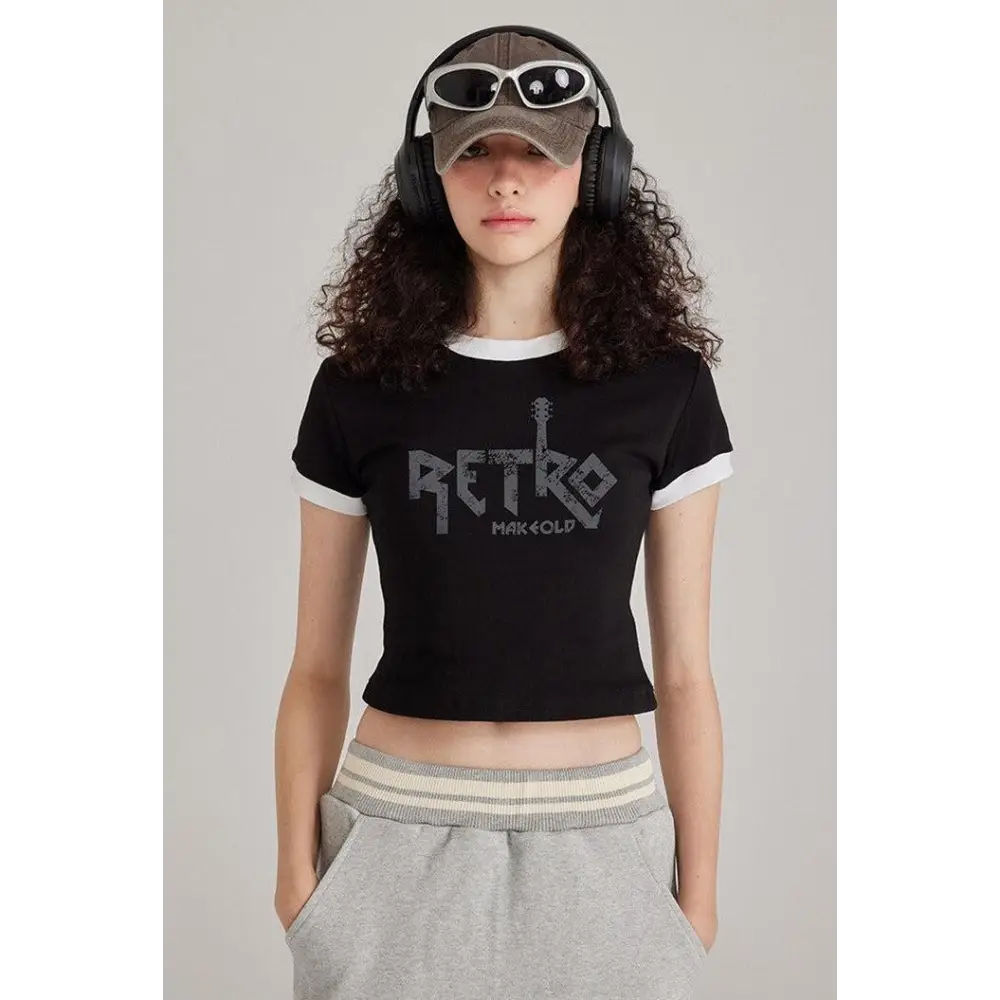 Slim-fit tee with digital print and slight stretch in y2k style