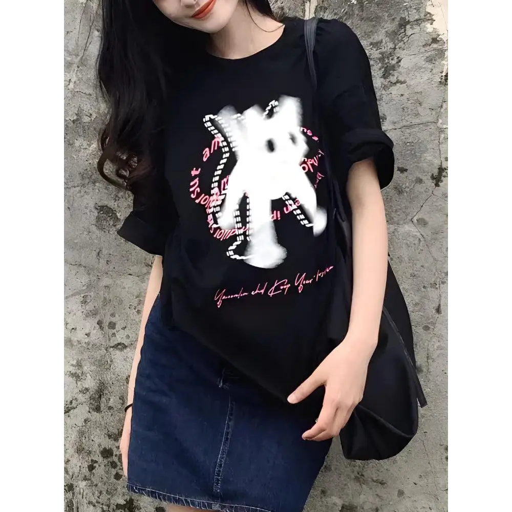 Shaking cat tee