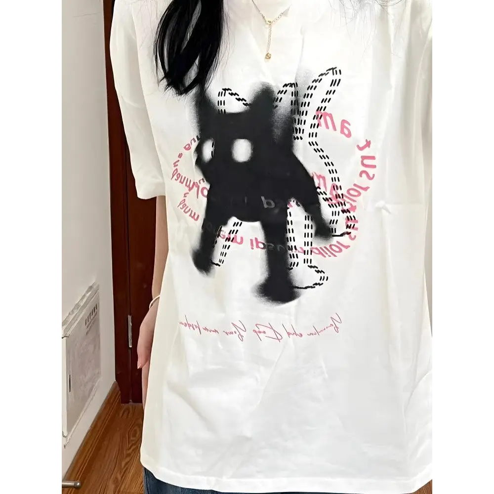 Shaking cat tee