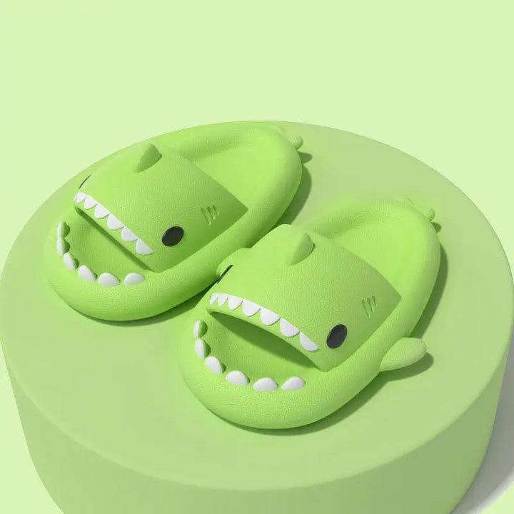 Shark y2k slippers for a bold fashion statement - apple green / 36/37 (foot 23.5cm)