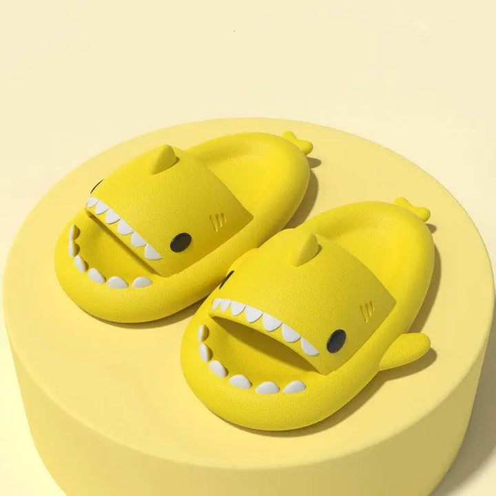 Shark y2k slippers for a bold fashion statement - yellow / 36/37 (foot 23.5cm)