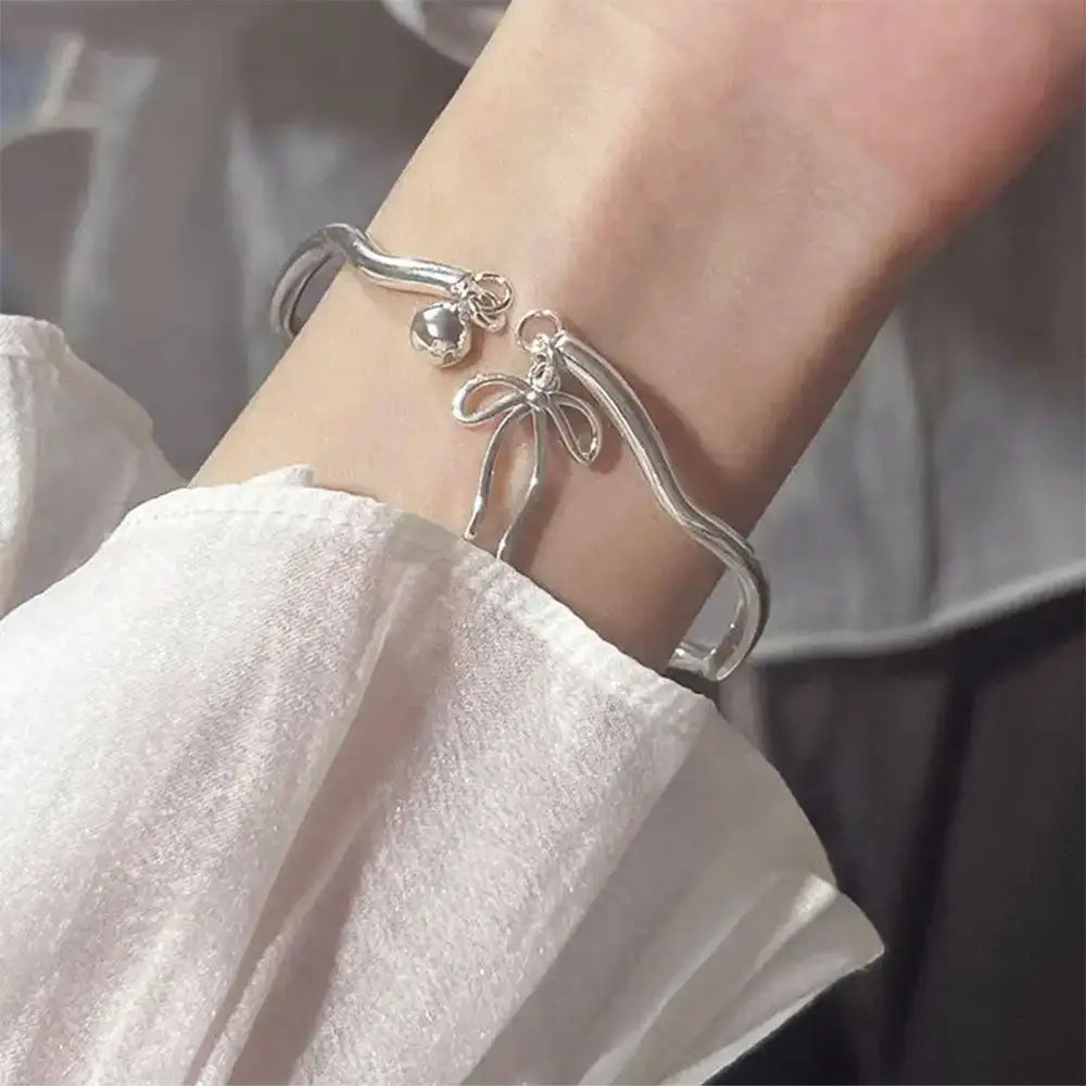 Silver bowknot bracelet - standart / bracelet